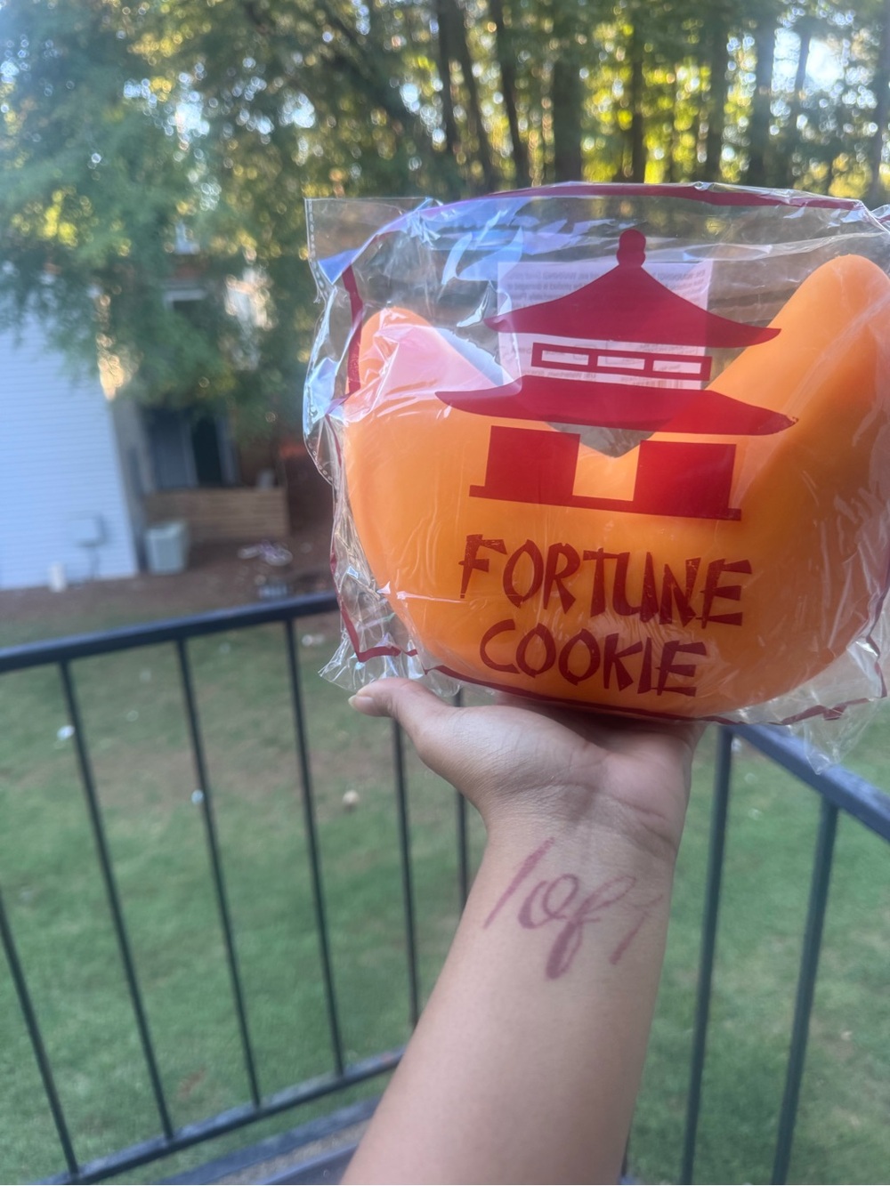 VIRAL KEYCRAFT FORTUNE COOKE SQUISHY JUMBO